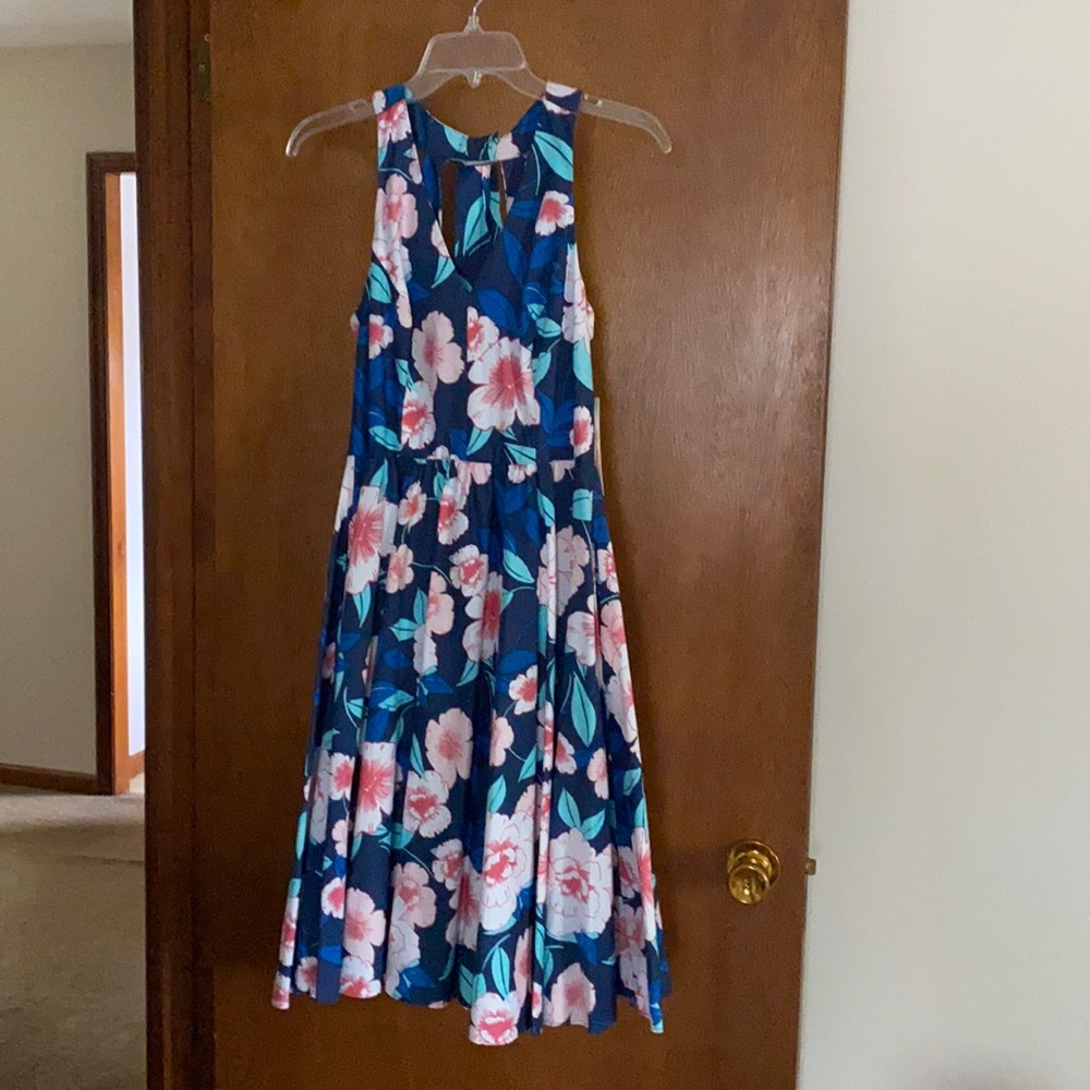 NWT Size 4 Eliza J Dress